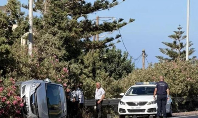 Ηράκλειο: Τροχαίο στον ΒΟΑΚ – Αυτοκίνητο ανετράπη στον Καρτερό