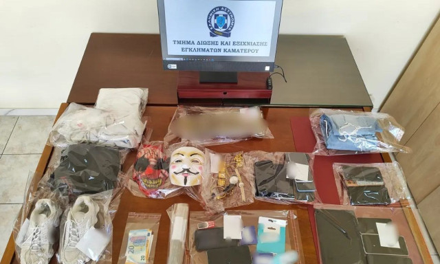 Καματερό: Χειροπέδες σε 16χρονο και 18χρονο μέλη σπείρας που παρίστανε υπαλλήλους εταιρειών ρεύματος