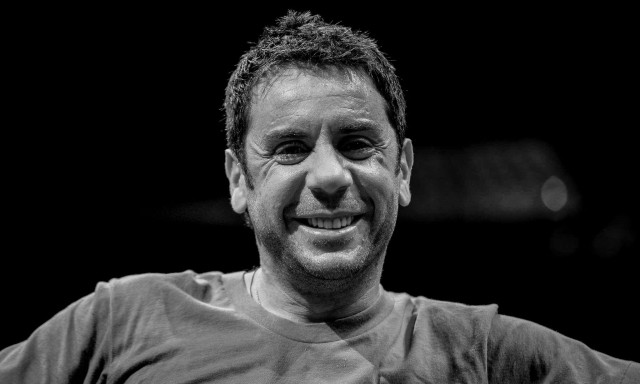 Μαζωνάκης: Η ανάρτηση γυναίκας που υποβλήθηκε σε 18 πλασμαφαιρέσεις – «Τον σκότωσαν εγκληματίες»