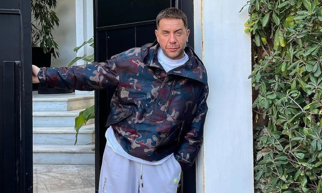 Γιώργος Μαζωνάκης: Μέσα στο σπίτι του στη Βούλα - Οι φωτογραφίες που είχε δημοσιεύσει