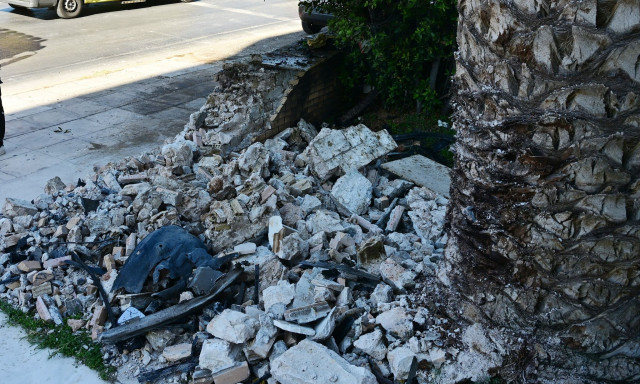 Γλυφάδα: Η παρέα των νεαρών φέρεται να έκανε TikTok live πριν το δυστύχημα - Τι εξετάζει η Τροχαία