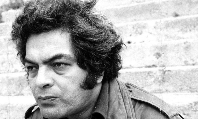 Μάνος Λοΐζος: «Δύο μάτια γεμάτα καλοσύνη» και μια αγκαλιά τραγούδια που δεν πήγαν χαμένα