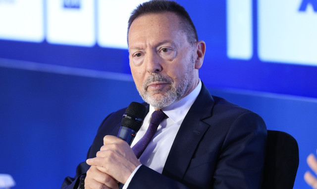 Στουρνάρας: Δεν αποκλείεται νέα αύξηση των επιτοκίων από την Ευρωπαϊκή Κεντρική Τράπεζα