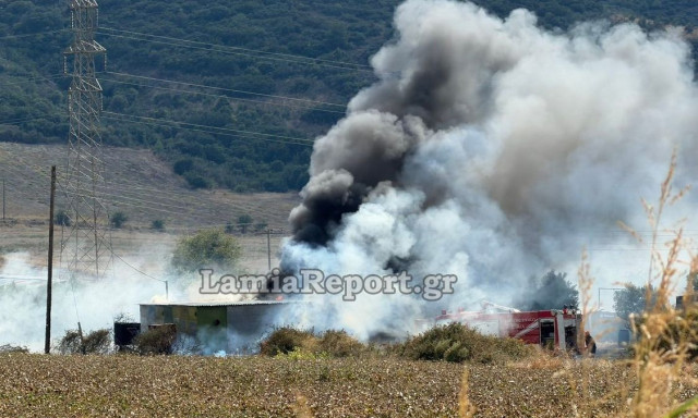 Συναγερμός για πυρκαγιά σε αποθήκη-ξηραντήριο στην Αγριλιά Λαμίας