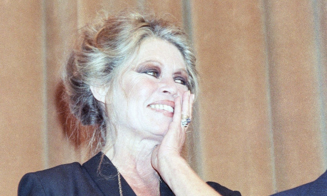 Μπριζίτ Μπαρντό: Στο «σφυρί» προσωπικά της αντικείμενα - Ξεσπά ο τελευταίος σύζυγός της