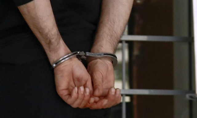 Μαρούσι: Δύο συλλήψεις για διακίνηση ναρκωτικών στην Αττική - Είχαν κάνει σπίτι «καβάτζα»