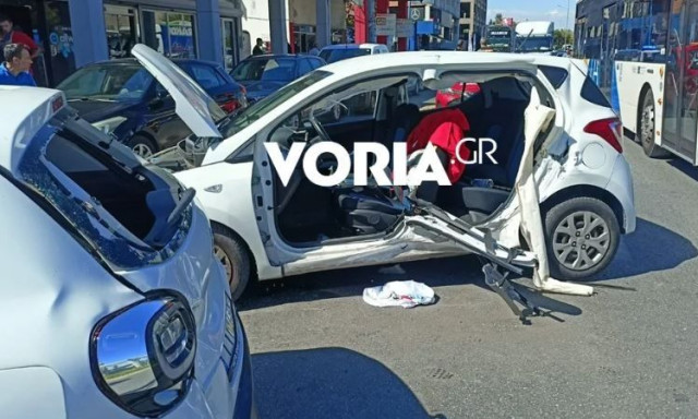 «Ζούμε από θαύμα»: Πώς περιγράφει αυτόπτης μάρτυρας το τροχαίο στη Θεσσαλονίκη