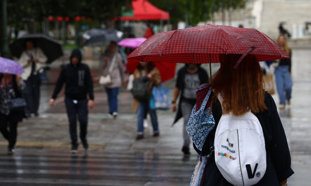 Καιρός - Αρναούτογλου: Έρχονται ισχυρές καταιγίδες και ψυχρή μεταβολή - Πώς θα ξεκινήσει ο Οκτώβριος