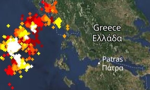 Ξεκίνησε η κακοκαιρία: Πού βρέχει αυτήν την ώρα, ποιες περιοχές θα επηρεαστούν στη συνέχεια