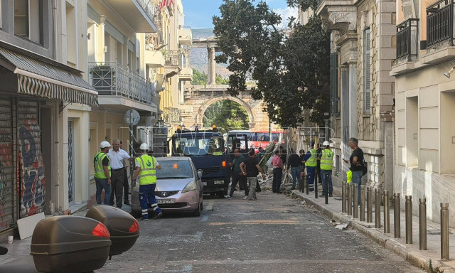 Πλάκα: Απόλυτη σιγή ζήτησε η Πυροσβεστική για να θέσει σε λειτουργία γεώφωνα