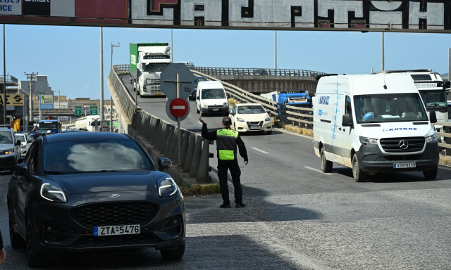 Χρυσοχοΐδης για κυκλοφοριακό: «Τα πράγματα είναι λίγο καλύτερα στο Λεκανοπέδιο»