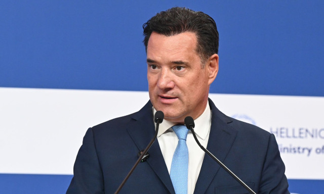 Άδωνις: Έξω ακούμε διθυράμβους για την ελληνική οικονομία - Μόνο εδώ γκρινιάζουμε