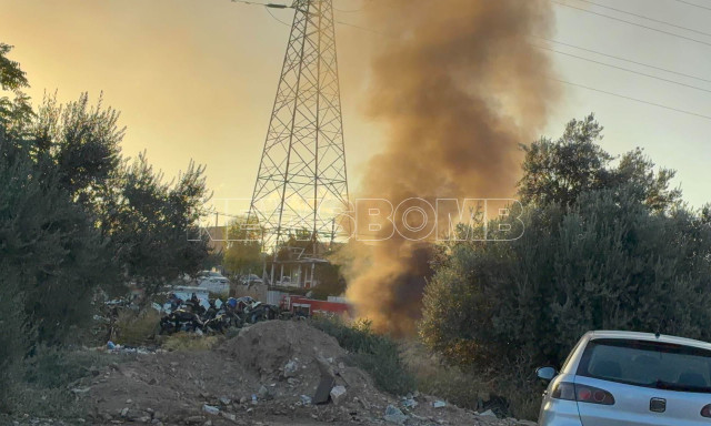 Φωτιά στο Μενίδι