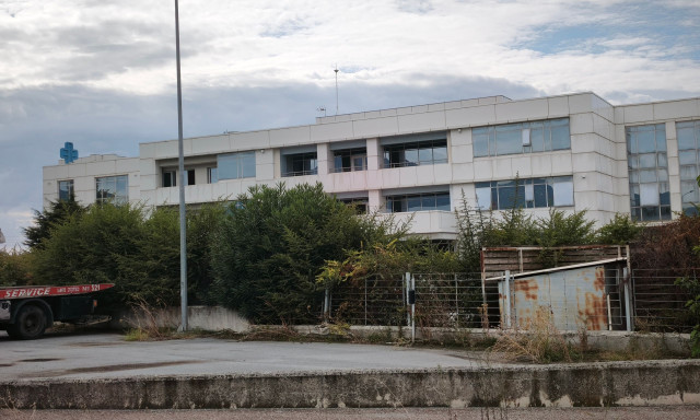Θεσσαλονίκη: «Μου ζητούσε €12.000 ευρώ για συνεδρίες» - Νέα καταγγελία για την κλινική που έκλεισε