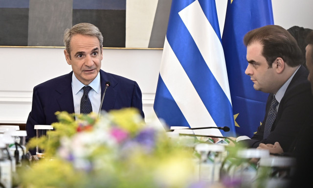 Μητσοτάκης προς υπουργούς: Να υπερασπίζεστε το σύνολο του κυβερνητικού έργου