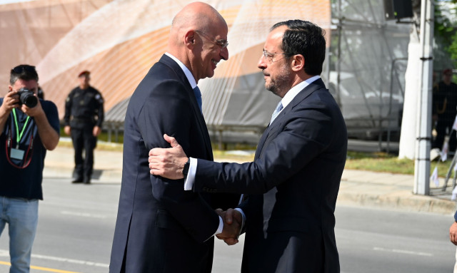 Κύπρος: Παρουσία Δένδια, με ελληνικά F-16 και νέα οπλικά συστήματα η παρέλαση Ανεξαρτησίας
