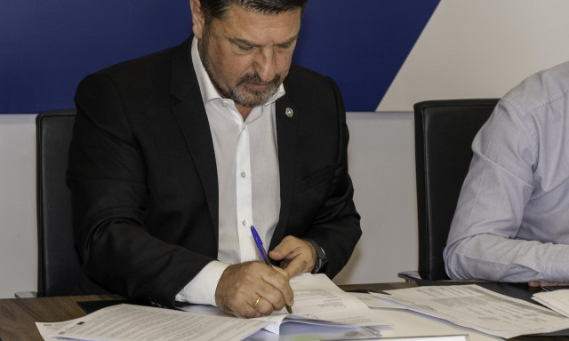 Χαρδαλιάς: Νέα εργαλεία προϋπολογισμού 5,4 εκατ. ευρώ στη διάθεση των Επιμελητηρίων της Αττικής