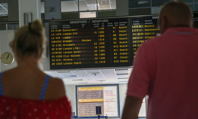 Κακοκαιρία στην Κρήτη: Καθυστερήσεις στο αεροδρόμιο Ηρακλείου