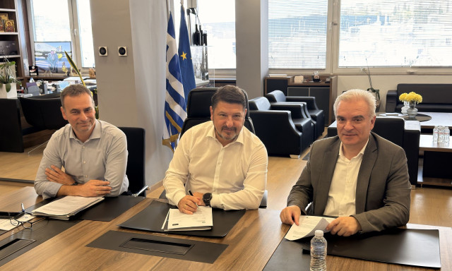 Χαρδαλιάς: «Στηρίζουμε με 17 εκατ. ευρώ τις επιχειρήσεις της Αττικής για καινότομα προϊόντα»