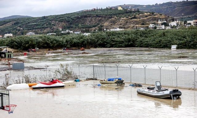 Καιρός: Επιμένουν τα φαινόμενα στην Κρήτη έως το μεσημέρι της Κυριακής – Πότε έρχεται η βελτίωση