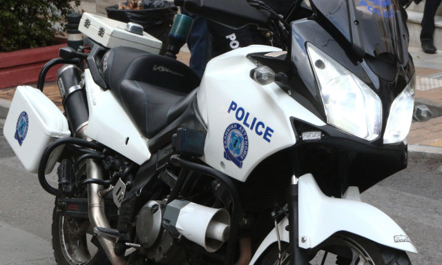 Αίγιο: Επιτέθηκαν σε ανήλικους με μαχαίρι και προσπάθησαν να τους παρασύρουν