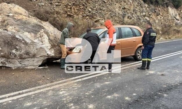 Ιεράπετρα: «Από θαύμα γλίτωσα», λέει ο οδηγός που είδε βράχο να πέφτει στο αμάξι του