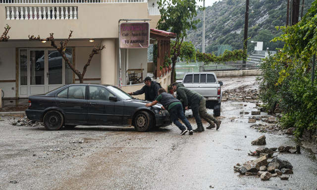 Κακοκαιρία στην Κρήτη: Ξεκινούν οι αυτοψίες - Ανυπολόγιστες καταστροφές, νεκρά ζώα και τόνοι λάσπης