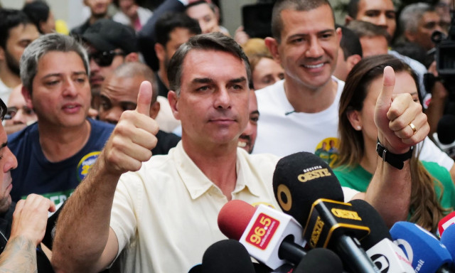 Εκλογές στη Βραζιλία: Προς δεύτερο γύρο Μπολσονάρου και Λούλα – Στο 49,58% ο υποψήφιος της δεξιάς