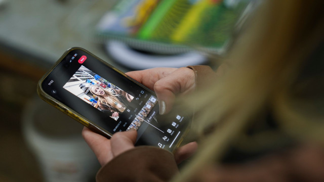 Πιερρακάκης: Μηνύσεις σε 19 Influencers για προώθηση παράνομου τζόγου