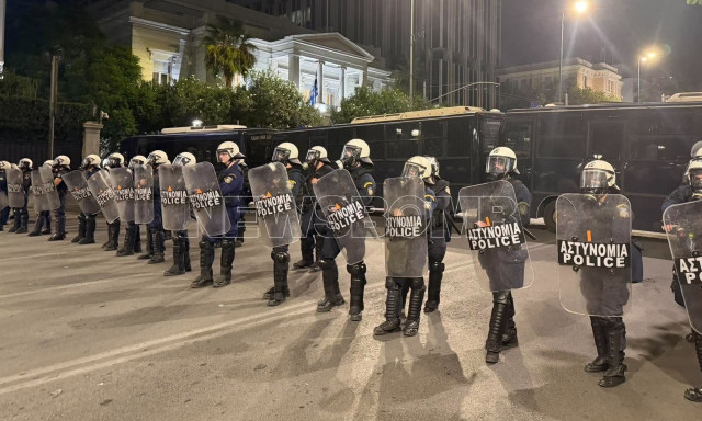 Συλλαλητήριο κατά Ρούμπιο: Η Αστυνομία σταμάτησε την πορεία προς την αμερικανική πρεσβεία - Εικόνες
