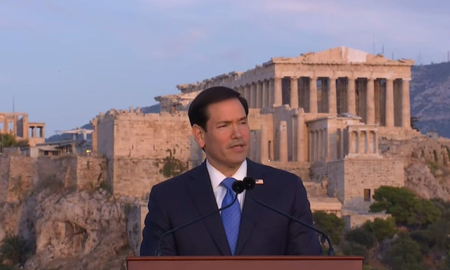 Ύμνος στην αρχαία Ελλάδα, η ομιλία του Μάρκο Ρούμπιο στην Πνύκα, με φόντο την Ακρόπολη