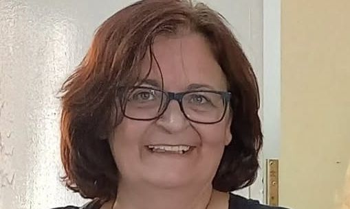 Ηλιούπολη: Το «αντίο» στη διευθύντρια - «Ήρθε στο σχολείο ως Τζούβελη φεύγει ως η δική μας Κική»