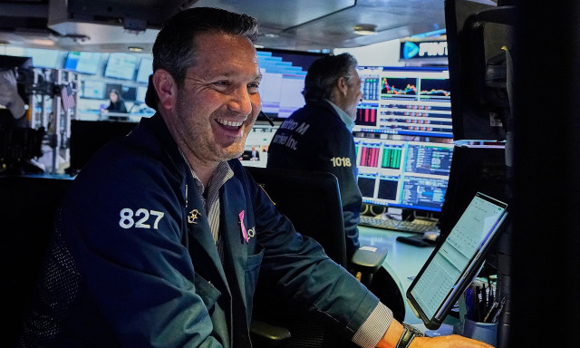 Wall Street: Νέα ιστορικά υψηλά για S&P 500 και Nasdaq – Κέρδη και για τον Dow Jones