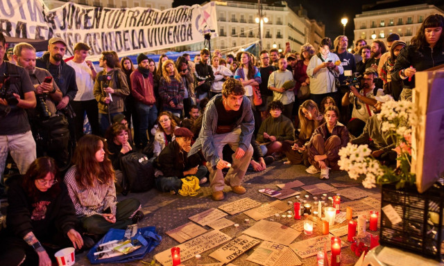 Νύχτα έντασης και συγκίνησης στη Μαδρίτη για τη Μαρικάρμεν – Αγρυπνία και πορεία προς το κοινοβούλιο