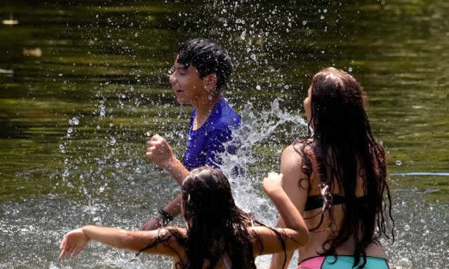 Αδέλφια: Η σειρά γέννησης δεν καθορίζει την προσωπικότητά σας - Οι 5 παράγοντες που μας διαμορφώνουν