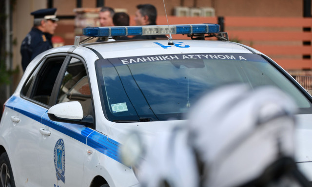 Επίθεση με μαχαίρι στην Ελευσίνα: Ποινική δίωξη εις βάρος του 22χρονου για απόπειρα ανθρωποκτονίας