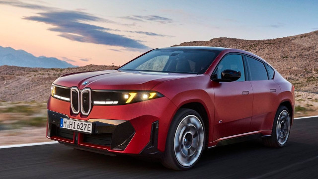 Η νέα BMW iX4 έχει αυτονομία έως 828 χιλιόμετρα