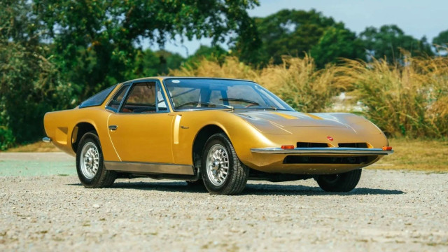 Μια σπάνια Bizzarrini με V8 από Corvette πωλείται - Γιατί μπορεί να φτάσει και 500.000 δολάρια