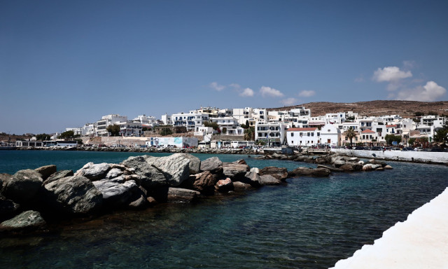 Στεγαστικό: Τήνος και Κέα στηρίζουν γιατρούς και εκπαιδευτικούς με τα έξοδα διαβίωσης και στέγασης