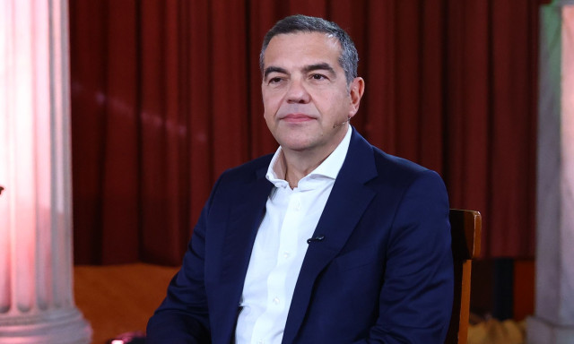«Μύλος»... ξανά η Κεντροαριστερά: Στα «μαχαίρια» ΕΛΑΣ-ΠΑΣΟΚ - Μεταστροφή Τσίπρα βλέπει ο ΣΥΡΙΖΑ