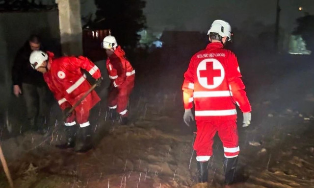 Ερυθρός Σταυρός: 10 βασικές συμβουλές για προστασία κατά τη  διάρκεια πλημμυρικών φαινομένων