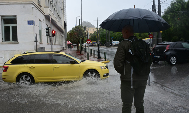 Κακοκαιρία: Τεράστιες ποσότητες νερού σε όλη τη χώρα – Οι περιοχές που βρέθηκαν στο επίκεντρο