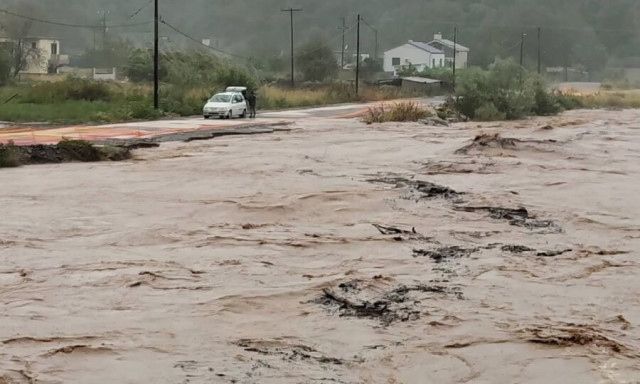 Καιρός: Πάνω από 100mm βροχής στην Εύβοια - Η πρόγνωση ICON και ECMWF