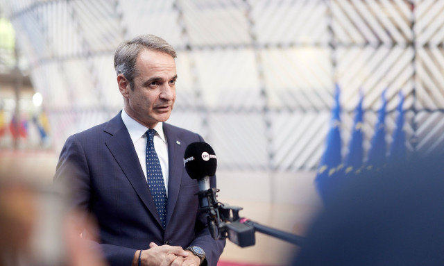 Ενεργειακό πόκερ στις Βρυξέλλες και μέτωπο λύσεων στο εσωτερικό από τον Μητσοτάκη