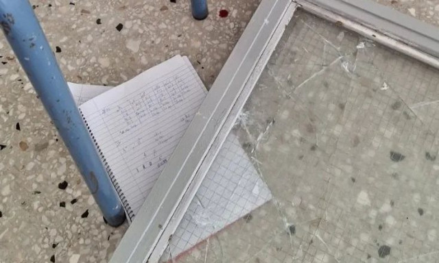 Μεσολόγγι: Μαθητής καταπλακώθηκε από παράθυρο μέσα στην τάξη - Διακομίσθηκε στο νοσοκομείο