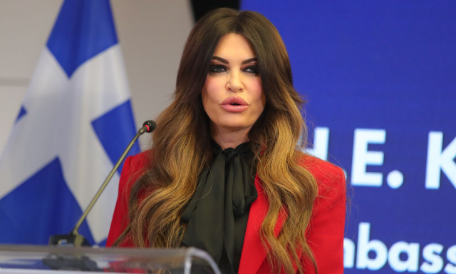 Daily Mail: Η Κίμπερλι Γκίλφοϊλ προσπάθησε να διαγράψει από το διαδίκτυο το ρεπορτάζ της εφημερίδας
