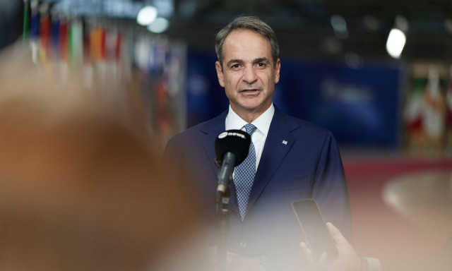 Μητσοτάκης: «Δεν θα τινάξουμε την μπάνκα στον αέρα ενόψει εκλογών»