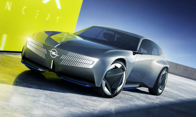 Opel STX Concept: Η αντεπίθεση των station wagon