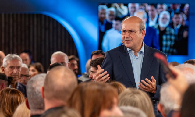 Χατζηδάκης: «Ο πυρήνας της ΝΔ ήμασταν, είμαστε και θα είμαστε οι ΟΝΝΕΔίτες και οι ΟΝΝΕΔίτισσες»