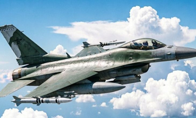 Ρουμανία: F-16 κατέρριψαν δύο drones πάνω από τα χωρικά ύδατα της χώρας